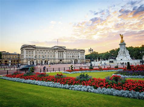 cities in london|300 places in london.